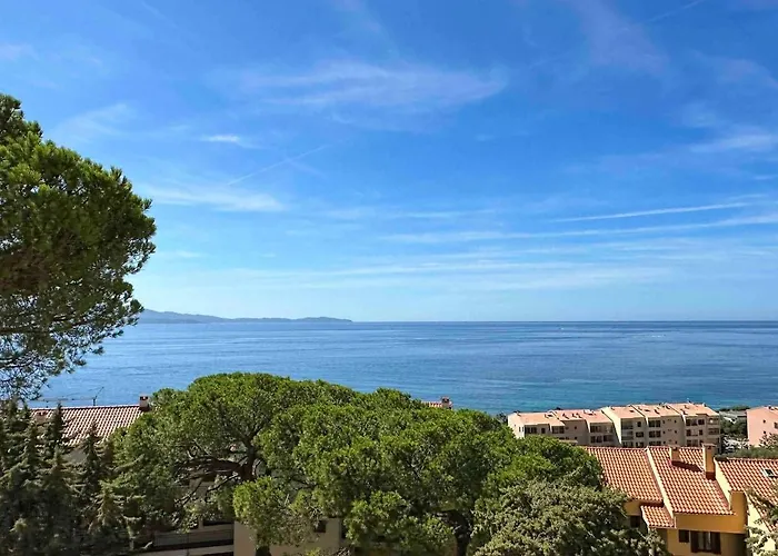 Vue Ajaccio (Corsica)